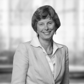 Picture of Elizabeth A. Lunt